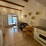 Villa Maison 2 Pieces Mezzanine 6 Couchages St Cyprien Sc430-21b